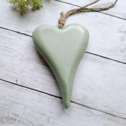 Large Green Tapered Wooden Hanging Heart Decoration - The Home & Hearts Shop Rustic Shabby Wall Decor Gift Wedding Christmas - thumbnail 1
