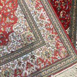 Size126x193 cm, 6x4 Feet. Handmade Kashmir Silk Carpet - thumbnail 2