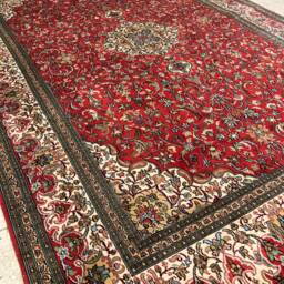 Size126x193 cm, 6x4 Feet. Handmade Kashmir Silk Carpet - thumbnail 3