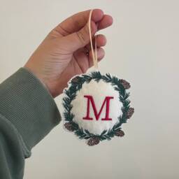 Christmas Tree Ornament With First Initial - Personalized Festive Decorations Embroidered Felt Pinecone Wreath - thumbnail 2