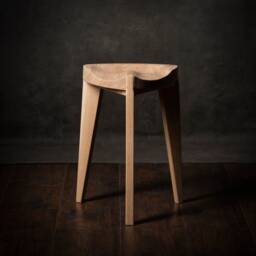 Handmade Oak Stool, Carved Seat, Three-Legged, Solid Wood, Natural Finish, 45 cm - thumbnail 2