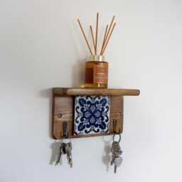 Mexican Tile Key Holder With Shelf Reclaimed Wood, Blue White Flower - thumbnail 3