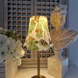 Cordless Touch Lamp. Emma Bridgewater Inspired Red/Pink Hearts Usb Rechargeable Other Designs Available - thumbnail 3