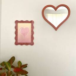 Wavy Picture Frame A4 - Pink Glitter Free Shipping Australia Gallery Wall Unique Home Decor Gift Australian Made - thumbnail 3