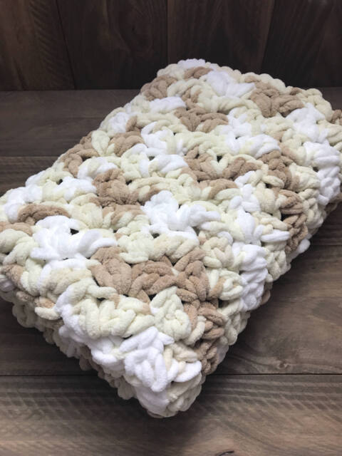 Newborn Photo Prop Blanket, Crochet Chunky Baby Photography - image 1