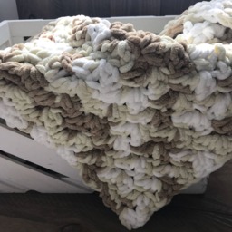Newborn Photo Prop Blanket, Crochet Chunky Baby Photography - thumbnail 3