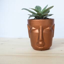 Concrete Nordic Face Plant Pot - thumbnail 3