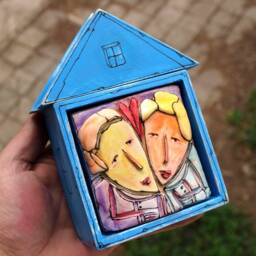 "Ceramic Couple Sculpture ""Home Sweet Home" - thumbnail 3