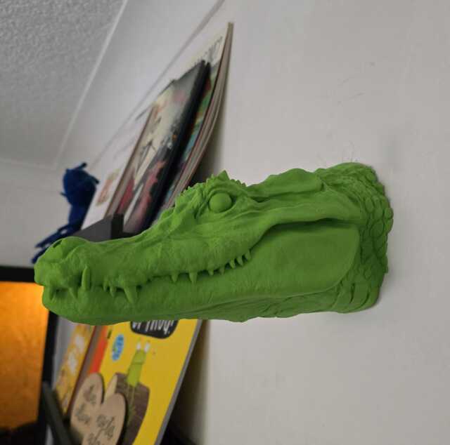 Black Caiman Wall Mount - Animal Art Home Decor 3D Printed - image 1
