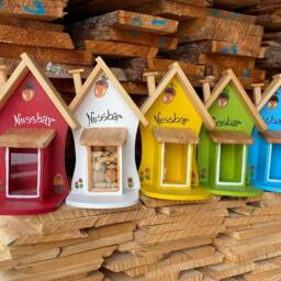 Squirrel Feeder With Fireplace - Unique Gift Original Bird Villa - thumbnail 4