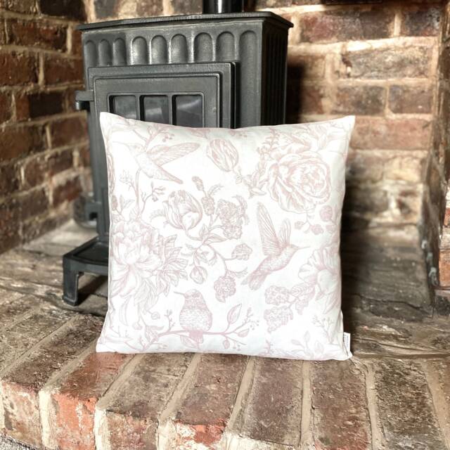 1163. Handmade Soft Pink Hummingbird 100% Cotton Cushion Cover, Various Sizes - image 1