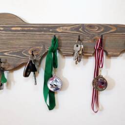 Key Holder For Wall Rustic Wood Key Wall Hook Medal Gray Pine Dog Collar Entryway Decor Hanger Country - thumbnail 2