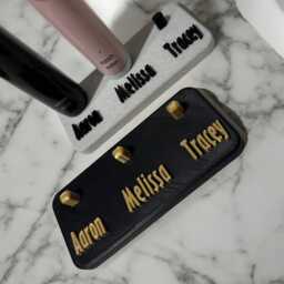 Personalised Triple Toothbrush Holder 3-Person Oral-B Organiser - thumbnail 1
