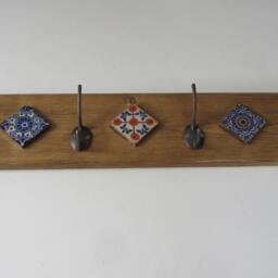 Mexican Style 4 Hook Coat Hooks/Robe Iron & Hand Painted Terracotta Tiles - Different Designs Available - thumbnail 3