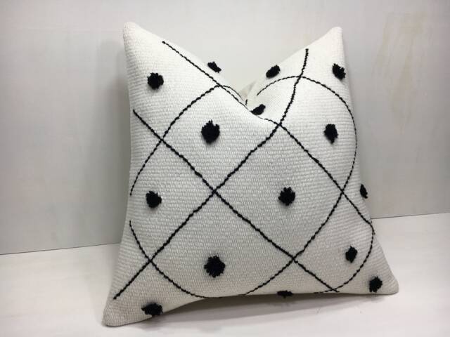 Vintage Turkish Kilim Pillow Cover, Handwoven Linen Cushion - 16x16 - image 1
