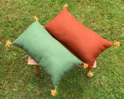 Medieval Cushion, Red & Green Wool Pillow, Hand Sewn Silk Tassels, 15Th Century Reenactment