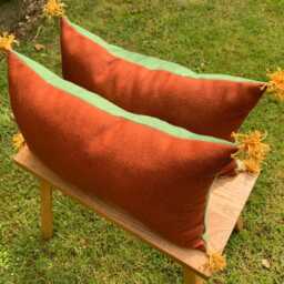 Medieval Cushion, Red & Green Wool Pillow, Hand Sewn Silk Tassels, 15Th Century Reenactment - thumbnail 3
