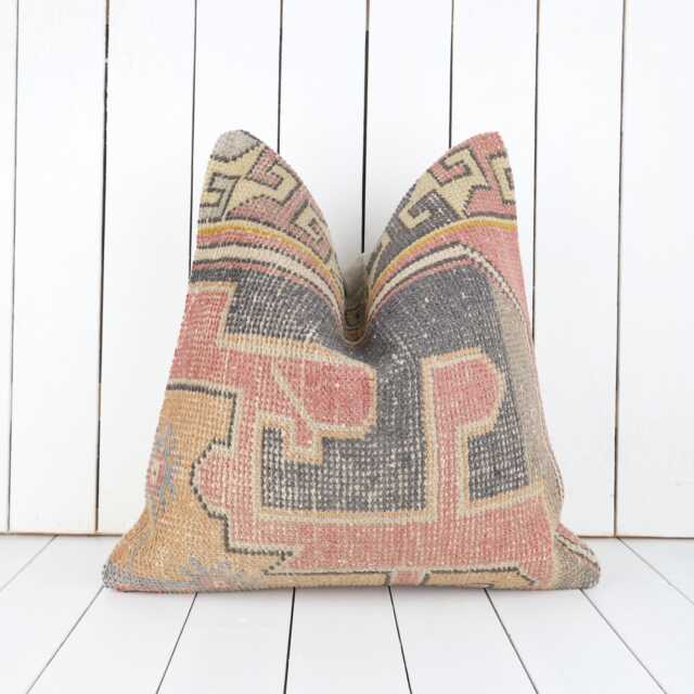 Turkish Kilim Pillow Cover - 20x20 Inch Vintage Anatolian Home Decor - image 1