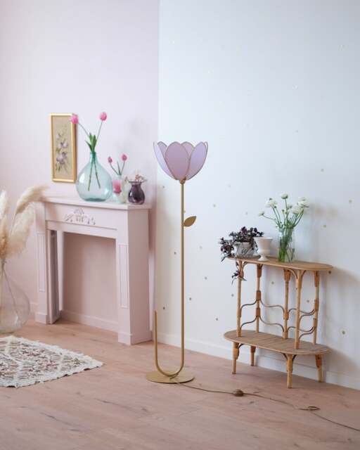 Simple Flower Floor Lamp & Lampshade - Lilac - image 1