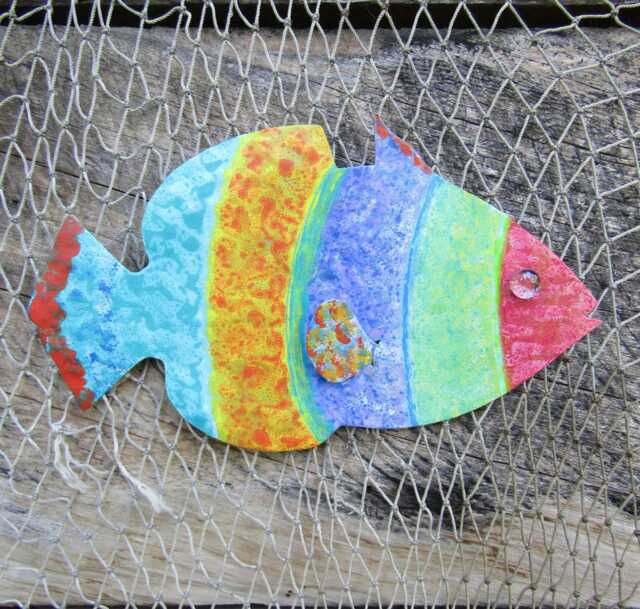 Upcycled Metal Fish Wall Art Tropical Coastal Decor - 6x11 - image 1