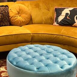 Extra Large Upholstered Round Handmade Chesterfield Coffee Table - thumbnail 2