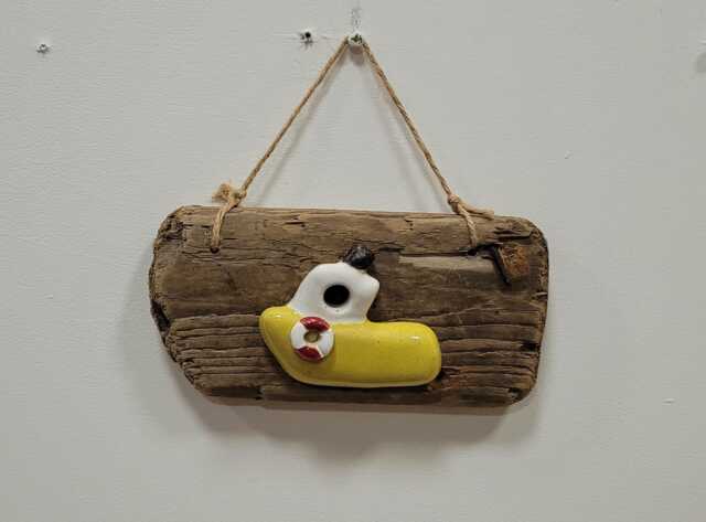 Character Nautical Dorset Driftwood & Yellow Ceramic Fishing Boat Wall Hanging Plaque Shabby Chic - image 1