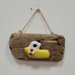 Character Nautical Dorset Driftwood & Yellow Ceramic Fishing Boat Wall Hanging Plaque Shabby Chic - thumbnail 2