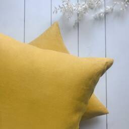 Softened Linen Pillow Case in Dusty Yellow/Washed Throw Pillows Honey Yellow/Decorative Cases - thumbnail 3