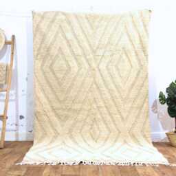 Handwoven White Moroccan Wool Rug, Boho Geometric Shag Carpet - thumbnail 4