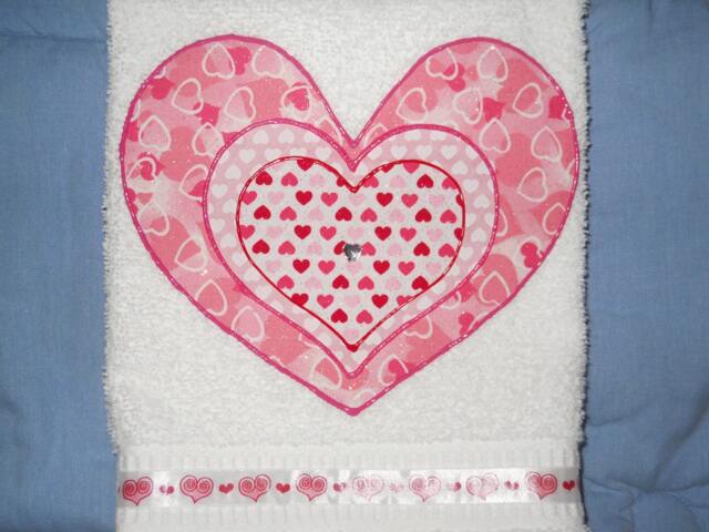 Appliqued Hearts Hand Towel Valentine's Day Cotton Bathroom Decor - image 1