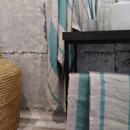 Striped Linen Bath Sheet, Stonewashed Lithuanian Towel - thumbnail 3