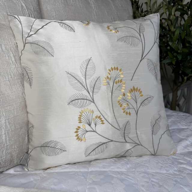Handmade 16 - image 1