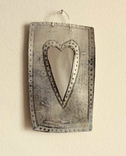 Small Recycled Tin Heart Mirror - Please Read The Full Description Us Customers Please Read Information in Descriptions. Thank You - image 1