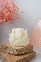 Lotus Candle, Handcrafted Eco-Friendly Soy & Beeswax Sculptural Candle For Home Decor - thumbnail 1