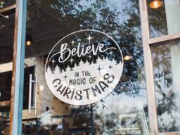 Believe in The Magic Of Christmas Sticker For Windows Xmas Shop Display Window Decal Home Decoration - thumbnail 1