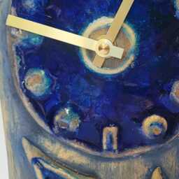 Hand Made Free Standing Blue Ceramic Mantle Clock With Inlaid Glass 25.5 cm Tall - thumbnail 3