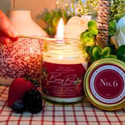 Handmade Scented Candle Luxury Highly Scented Mixed Berry Soy Candle - No.6 150G Perfect Self Care Gift The Cosy Company - thumbnail 3