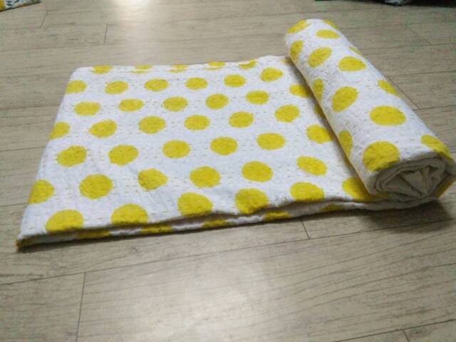 Indian Handmade Polka Dot Print Kantha Quilt, Kantha Bedspread Size Multi - image 1