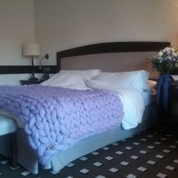 Super Bulky Merino Wool. Extreme Knitted Blanket. Big Stitch Carpet Choose From 70 Colors Lavender Color - thumbnail 3
