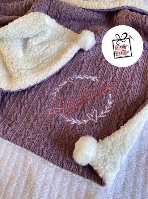 Personalised Baby Cable Knit Blanket -Wreath Name Embroidered Bow Or Pom Pom/Sherpa Reverse - image 1