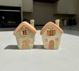 Ceramic Tea Light Houses in Various Colours