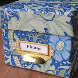 William Morris Photo Box Seaweed Blue Floral Design, Handmade in England - thumbnail 3