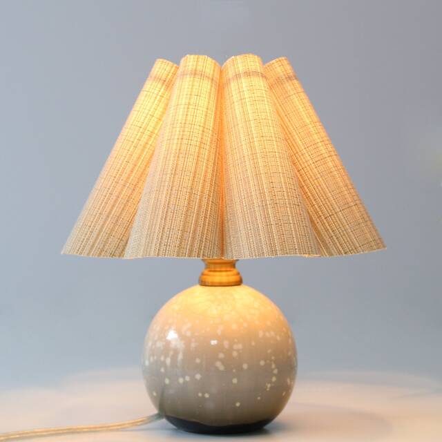 Duzy Handmade High Quality Khaki Stripes Fabric & Acrylic Pleated Decoration Creative Table Lamp, 110-240V/50-60Hz, Using Worldwide - image 1
