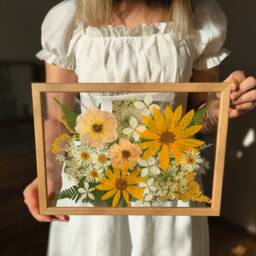 Pressed Flower Art Real Dried Flowers in Wood Frame - thumbnail 3