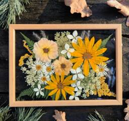 Pressed Flower Art Real Dried Flowers in Wood Frame - thumbnail 1