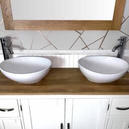 Handcrafted White Bathroom Vanity With Solid Oak Top, Ceramic Basin - 123cm - thumbnail 2