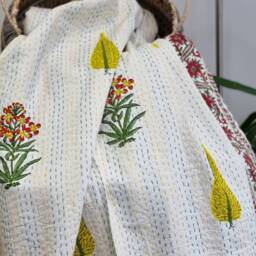 Kantha Stitch Pure Cotton Reversible Bed/Sofa Throw King Size Handmade Handprinted Floral Dohar Elegant Mughal Pine Motif Botanical Bloom - thumbnail 2