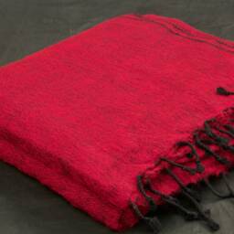 Handwoven Maroon Yak Wool Blanket - Large Himalayan Travel Wrap - thumbnail 2