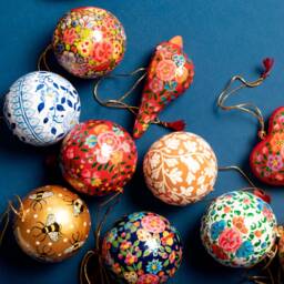 Floral Design Papier-M??ch?? Christmas Tree Bauble - Festive Ornament Nature Woodland Nordic Hygge Scandi Garden Outdoors Fairytale Gift - thumbnail 2