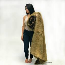 Plush Faux Fur Throw Blanket, Soft Brown Wolf Lynx Shag, Usa - thumbnail 4